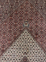 Tapis oriental de type Bidjar &agrave; d&eacute;cor floral, laine sur coton, 20&egrave;me si&egrave;cle