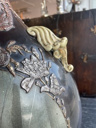 Vase tripode en porcelaine Satsuma de Japon, Meiji, 19&egrave;me si&egrave;cle