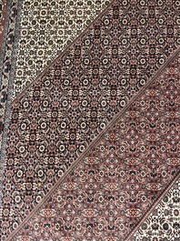 Tapis oriental de type Bidjar &agrave; d&eacute;cor floral, laine sur coton, 20&egrave;me si&egrave;cle