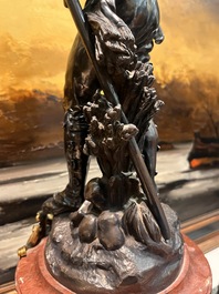 &Eacute;cole fran&ccedil;aise: Le r&eacute;mouleur, bronze argent&eacute; sur un imposant socle en marbre rouge, 19&egrave;me si&egrave;cle