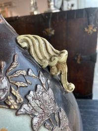 Vase tripode en porcelaine Satsuma de Japon, Meiji, 19&egrave;me si&egrave;cle