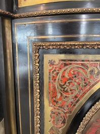A French Historicism gilt bronze mounted tortoiseshell and brass marquetry ebonised wooden Boulle three-door credenza, 19th C.