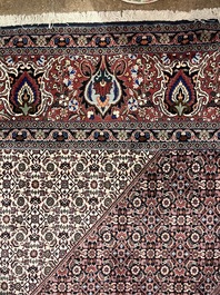 Tapis oriental de type Bidjar &agrave; d&eacute;cor floral, laine sur coton, 20&egrave;me si&egrave;cle