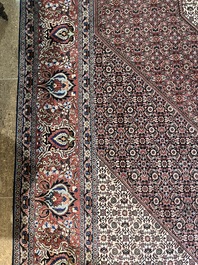 Tapis oriental de type Bidjar &agrave; d&eacute;cor floral, laine sur coton, 20&egrave;me si&egrave;cle