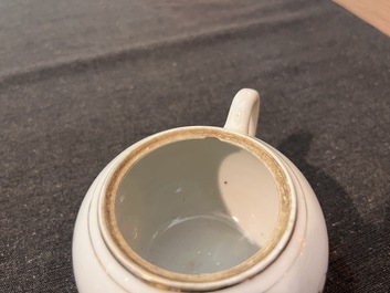 Collection vari&eacute;e en porcelaine de Chine famille rose et qianjiang cai, 19&egrave;me/20&egrave;me si&egrave;cle