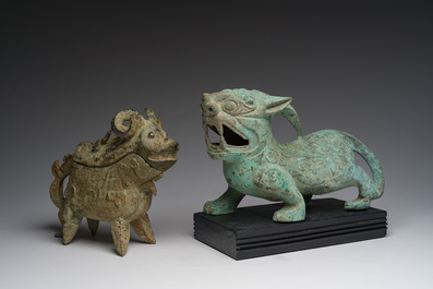 A Chinese bronze mythical animal and a 'guang' ewer, 20th C.
