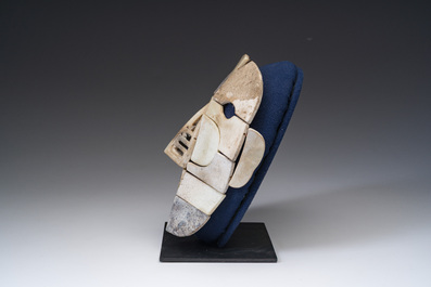 Een Chinees verkalkt nefriet jade dodenmasker, mogelijk Zhou