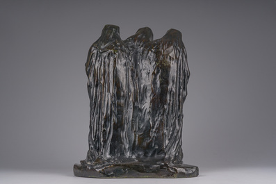 George Minne (1866-1941): Les Trois Saintes Femmes, bruin-zwartgepatineerd brons, met gieterijstempel De Groeve (1896)