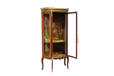 A French Louis XV style display cabinet with gilt bronze mounts, ca. 1900