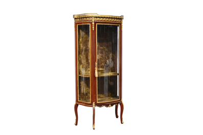 A French Louis XV style display cabinet with gilt bronze mounts, ca. 1900