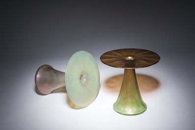 Koloman Moser (1868-1918, follower of): A pair of 'Vulkan' iridescent glass vases, 20th C.