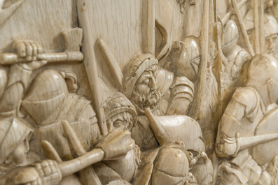 A museal and impressive carved ivory relief depicting a battle from the Hundred Years' War, probably Dieppe, 19th C.