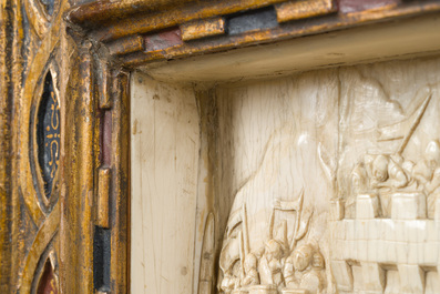 A museal and impressive carved ivory relief depicting a battle from the Hundred Years' War, probably Dieppe, 19th C.