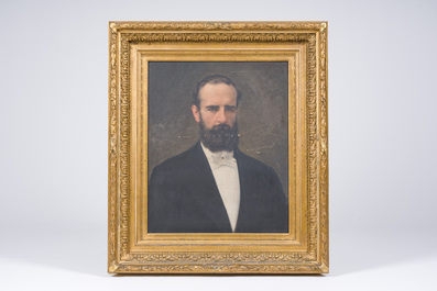 &Eacute;cole belge, illisiblement sign&eacute;: Portrait d'un homme et d'une femme, huile sur toile, 19&egrave;me/20&egrave;me si&egrave;cle