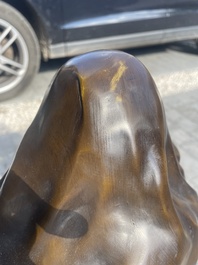 Louis Ernest Barrias (1841-1905): 'Le nature se d&eacute;voilant devant la science', bruingepatineerd brons, 20ste eeuw