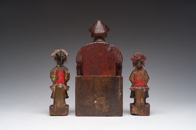 A Chinese gilt-lacquered wooden home altar with figures, 19th C.