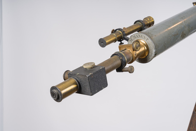 Een 6 inch refractor telescoop op houten driepikkel, Maurice Manent &amp; Secretan, Parijs, begin 20ste eeuw