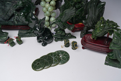 Sixteen Chinese green jade and hardstone sculptures, 20th C.