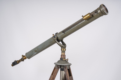 Een 6 inch refractor telescoop op houten driepikkel, Maurice Manent &amp; Secretan, Parijs, begin 20ste eeuw
