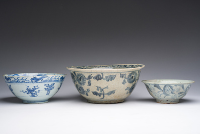 Three Chinese blue and white bowls with floral design, Ming