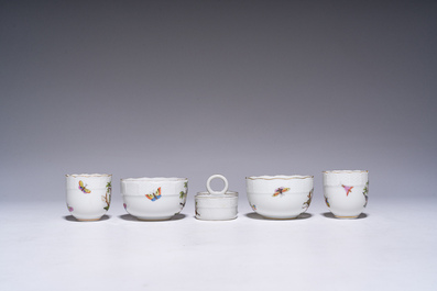 A large Hungarian Herend gilt and polychrome decorated porcelain 'birds and butterflies' coffee and tea set, 20th C.