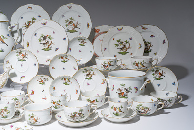 A large Hungarian Herend gilt and polychrome decorated porcelain 'birds and butterflies' coffee and tea set, 20th C.