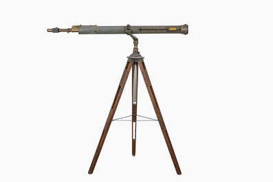 Een 6 inch refractor telescoop op houten driepikkel, Maurice Manent &amp; Secretan, Parijs, begin 20ste eeuw