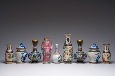An extensive collection of Chinese blue, white, famille rose and verte porcelain and a pair of cloisonn&eacute; 'butterflies' vases, 20th C.