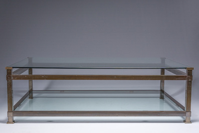A rectangular patinated brass design coffee table with two glass shelfs, 2nd half 20th C.
