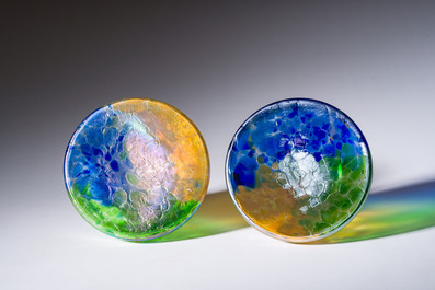 Johann Loetz (1880-1940, attributed to): A pair of multi-coloured funnel-shaped glass 'Papillon' vases, 20th C.