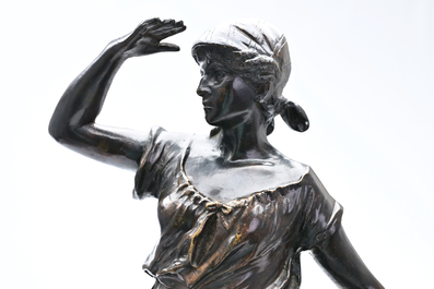 Auguste Moreau (1834-1917): P&ecirc;cheuse en garde, bronze &agrave; patine brune sur socle en bois