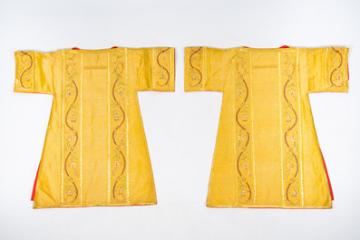 A pair of Gothic Revival gold thread dalmatics with floral inlaid relief design, 20th C.