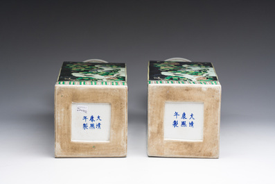 A pair of Chinese square famille noire vases with floral design, Kangxi mark, 19th/20th C.