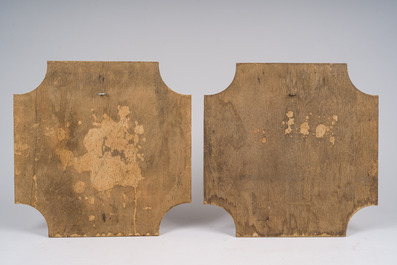 Vier fijne Luikse eikenhouten reli&euml;fs met heren- en damesbustes, 18de eeuw