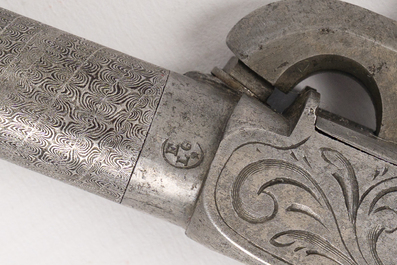 A French flint pocket pistol and a Liege percussion pocket pistol, both with engraved case lock, 19th C.