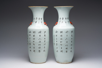 A pair of Chinese famille rose vases with a vistit to the palace, 19th/20th C.