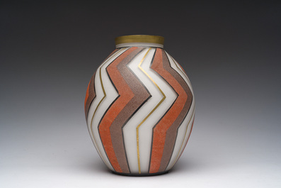 A Belgian Scailmont Art Deco opaline glass vase with gilt and heightened design, signed H. Vermont, second quarter 20th C.