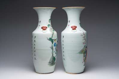 A pair of Chinese famille rose vases with a vistit to the palace, 19th/20th C.