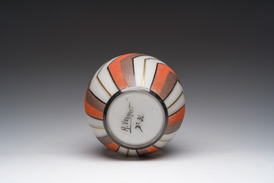 A Belgian Scailmont Art Deco opaline glass vase with gilt and heightened design, signed H. Vermont, second quarter 20th C.