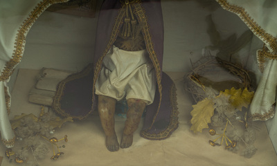 A varied collection of catholic devotional objects, 18th/20th C.