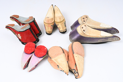 29 pairs of Chinese silk and cotton lotus shoes for bound feet, Qing and early 20th C.