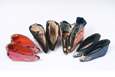 29 pairs of Chinese silk and cotton lotus shoes for bound feet, Qing and early 20th C.