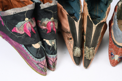 29 pairs of Chinese silk and cotton lotus shoes for bound feet, Qing and early 20th C.