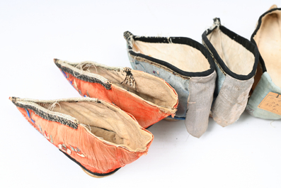 29 pairs of Chinese silk and cotton lotus shoes for bound feet, Qing and early 20th C.