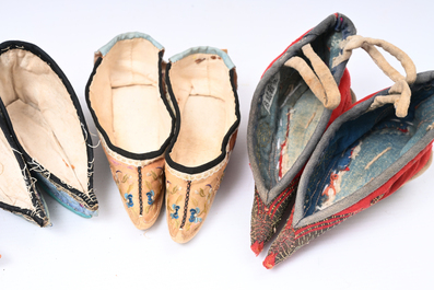 29 pairs of Chinese silk and cotton lotus shoes for bound feet, Qing and early 20th C.