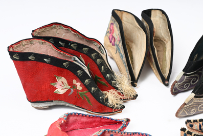 29 pairs of Chinese silk and cotton lotus shoes for bound feet, Qing and early 20th C.