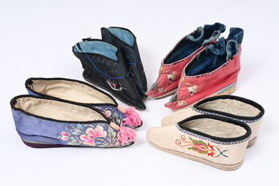 29 pairs of Chinese silk and cotton lotus shoes for bound feet, Qing and early 20th C.