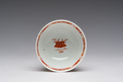 A Chinese verte-Imari 'Governor Duff' cup and saucer, Yongzheng/Qianlong