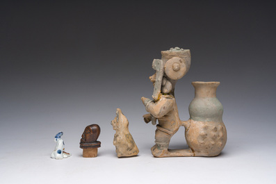 A varied collection of works of art, a.o. Africa and South America, 20th C. and older