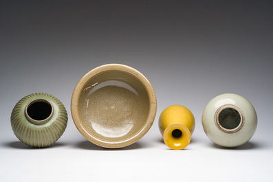 Seven Chinese monochrome wares, 18th/20th C.
